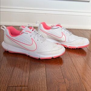 Women's Nike Explorer 2 Golf Shoes: White + Pink + Sz 9